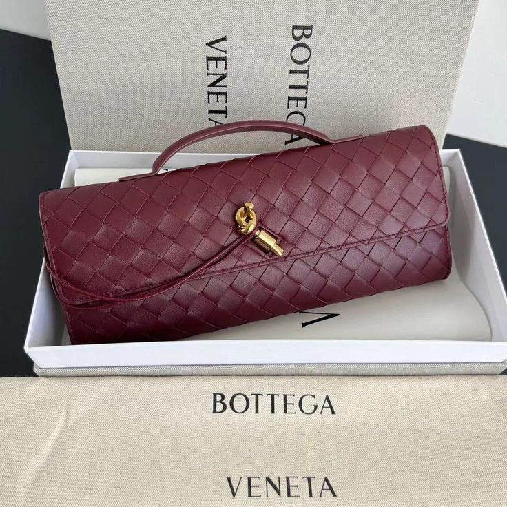 Bottega Veneta Clutch