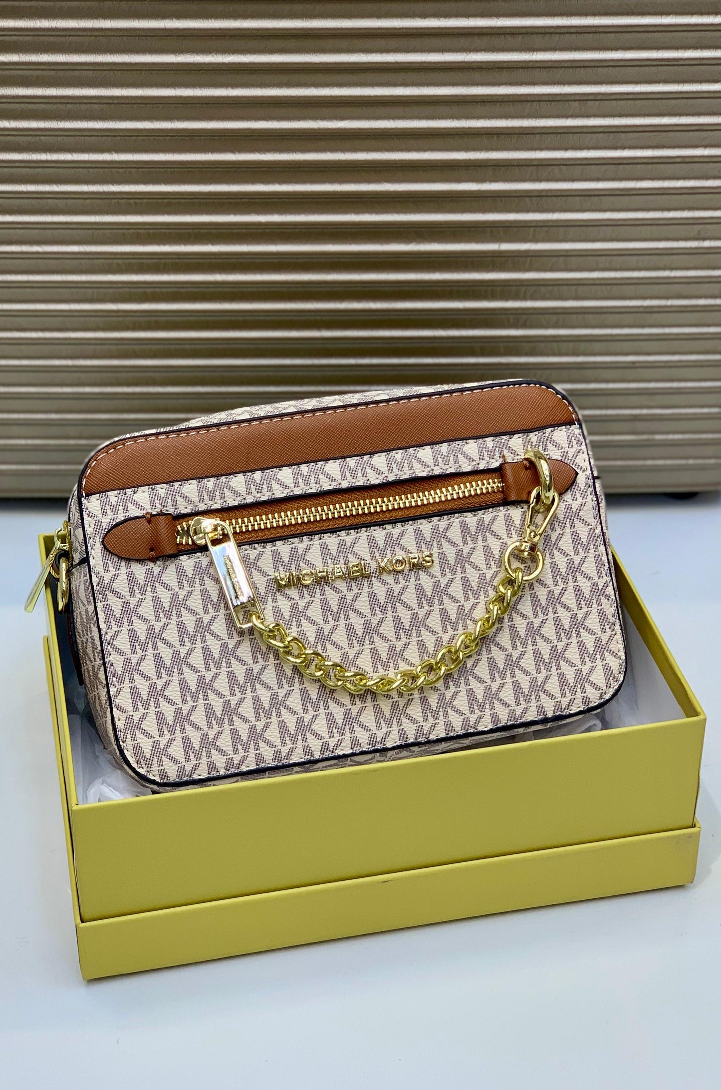 Michael Kors Crossbody Bag
