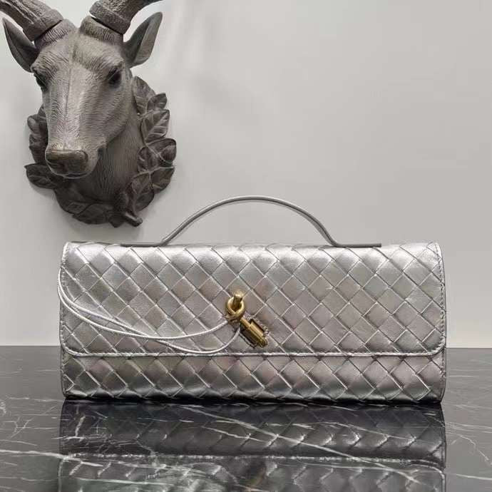 Bottega Veneta Clutch