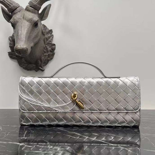 Bottega Veneta Clutch