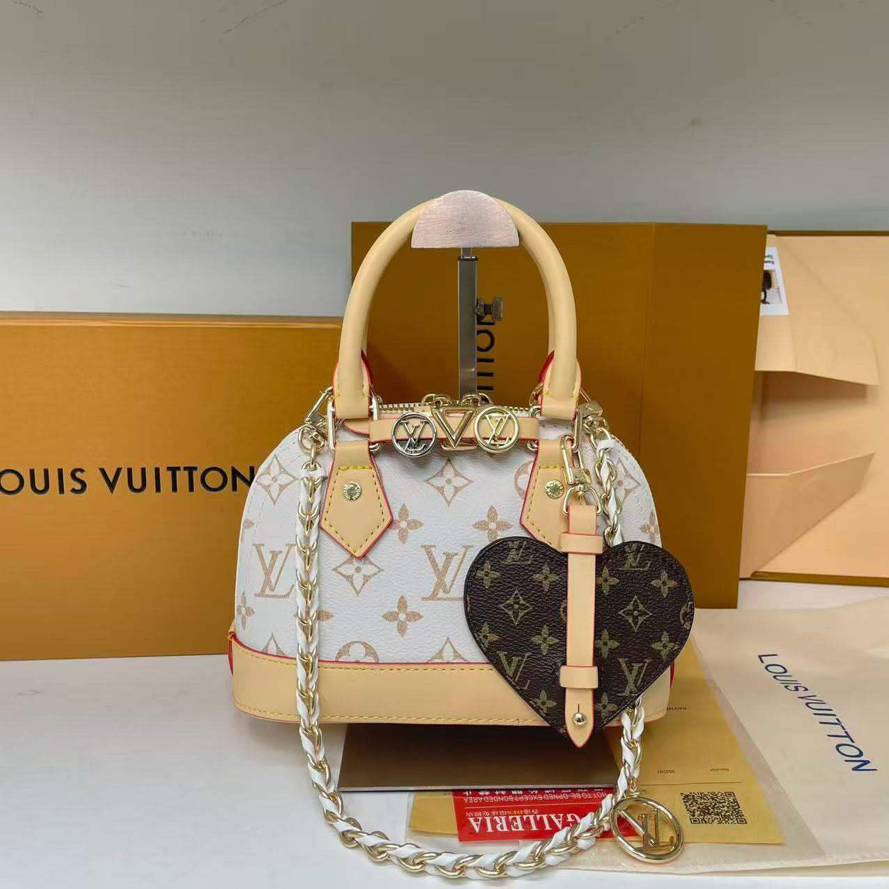Louis Vuitton Alma BB Bag