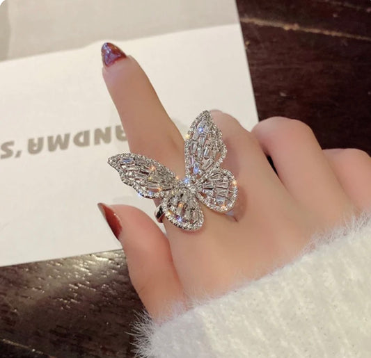 Butterfly ring