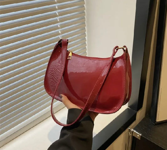 Umderarm shoulder bag