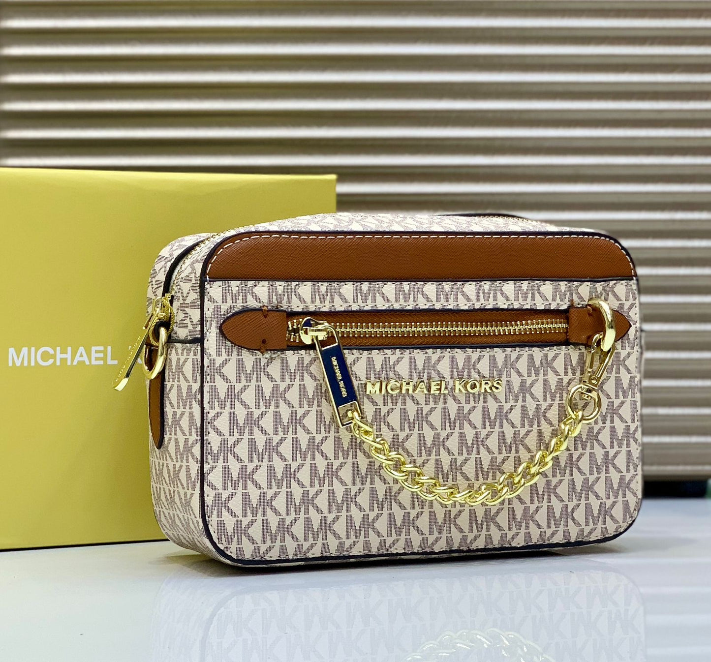 Michael Kors Crossbody Bag