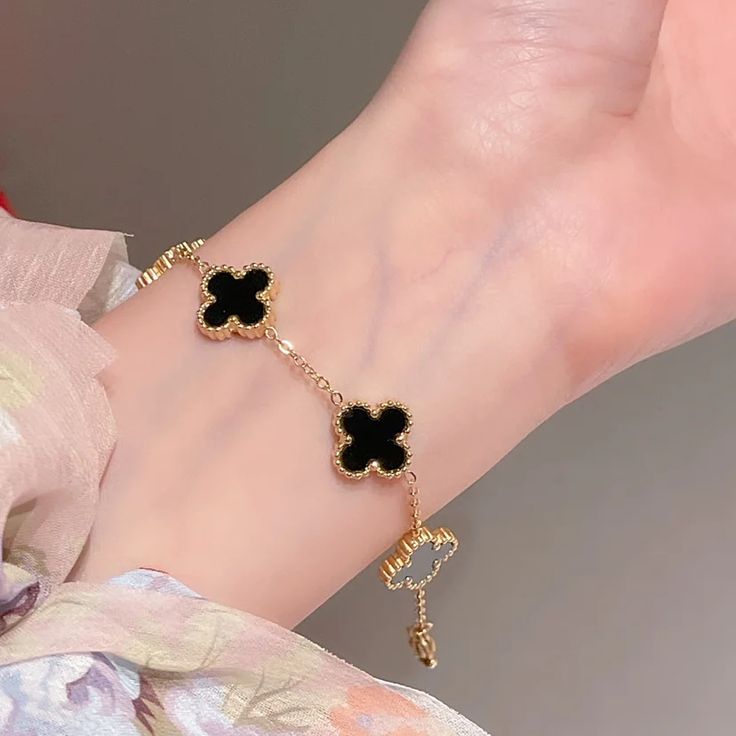 Trendy Four leaf Bracelet